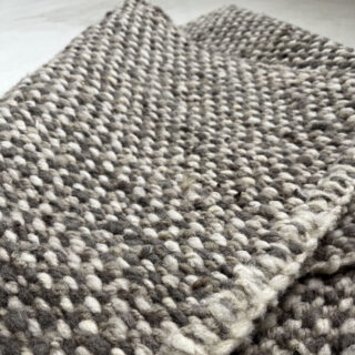 puntos crudo gris 04